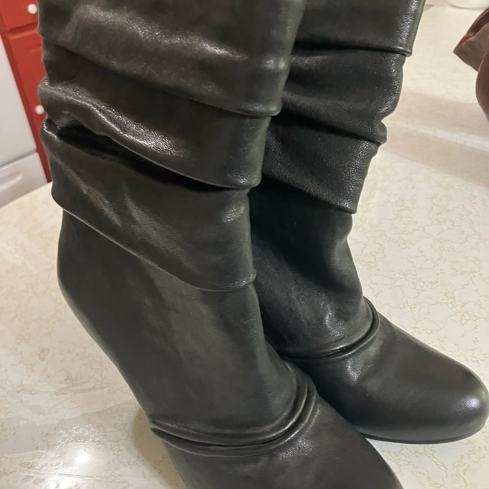 Jessica Simpson Black Ankle Booties with Slouchy Design